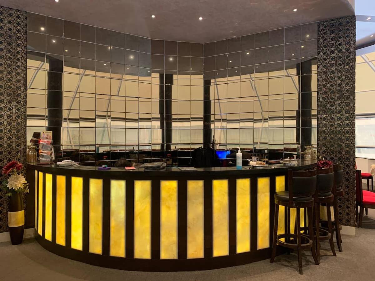 Rajhans Belliza Luxurious Studio Apartment Surat Zewnętrze zdjęcie